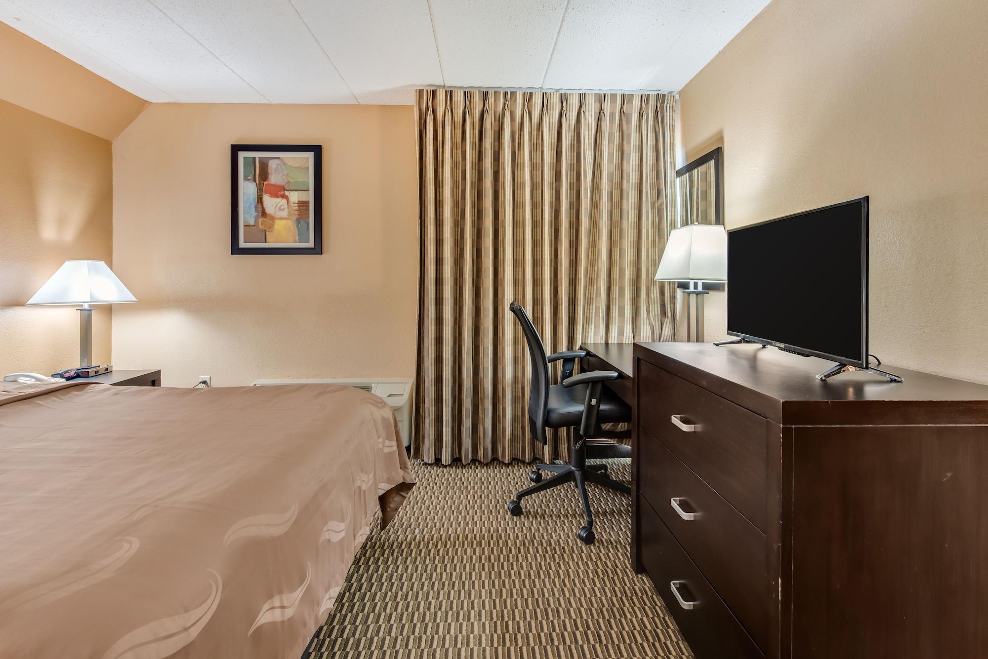 Quality Inn & Suites Цинциннати Экстерьер фото