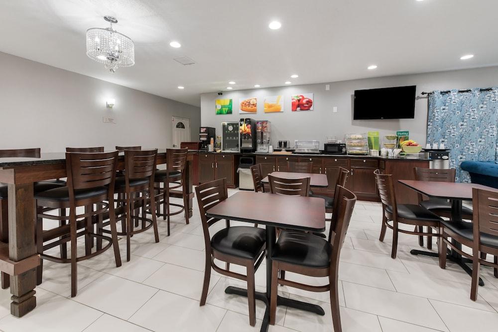 Quality Inn & Suites Цинциннати Экстерьер фото